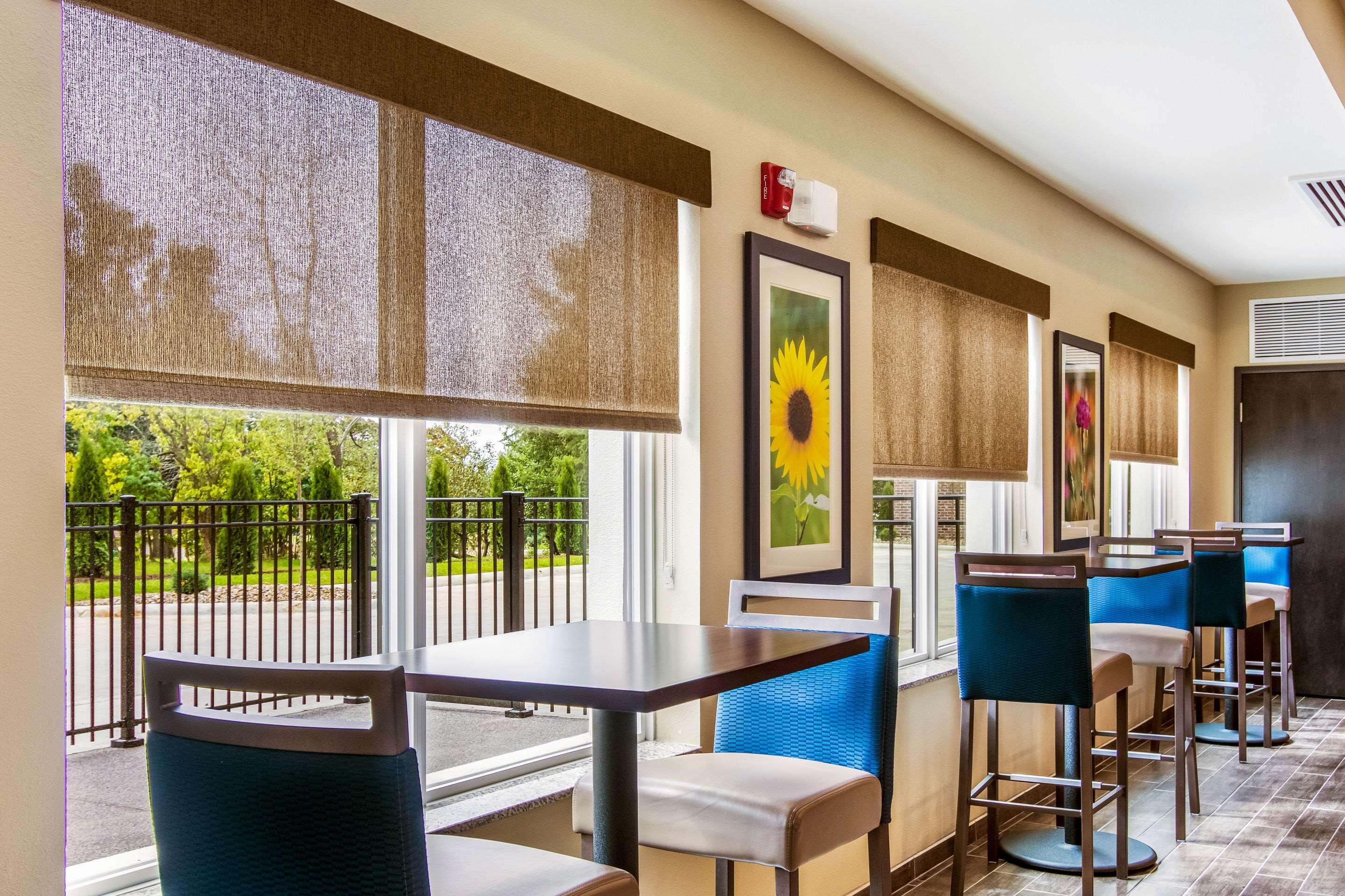 Comfort Suites Wooster Near University Campus Dış mekan fotoğraf