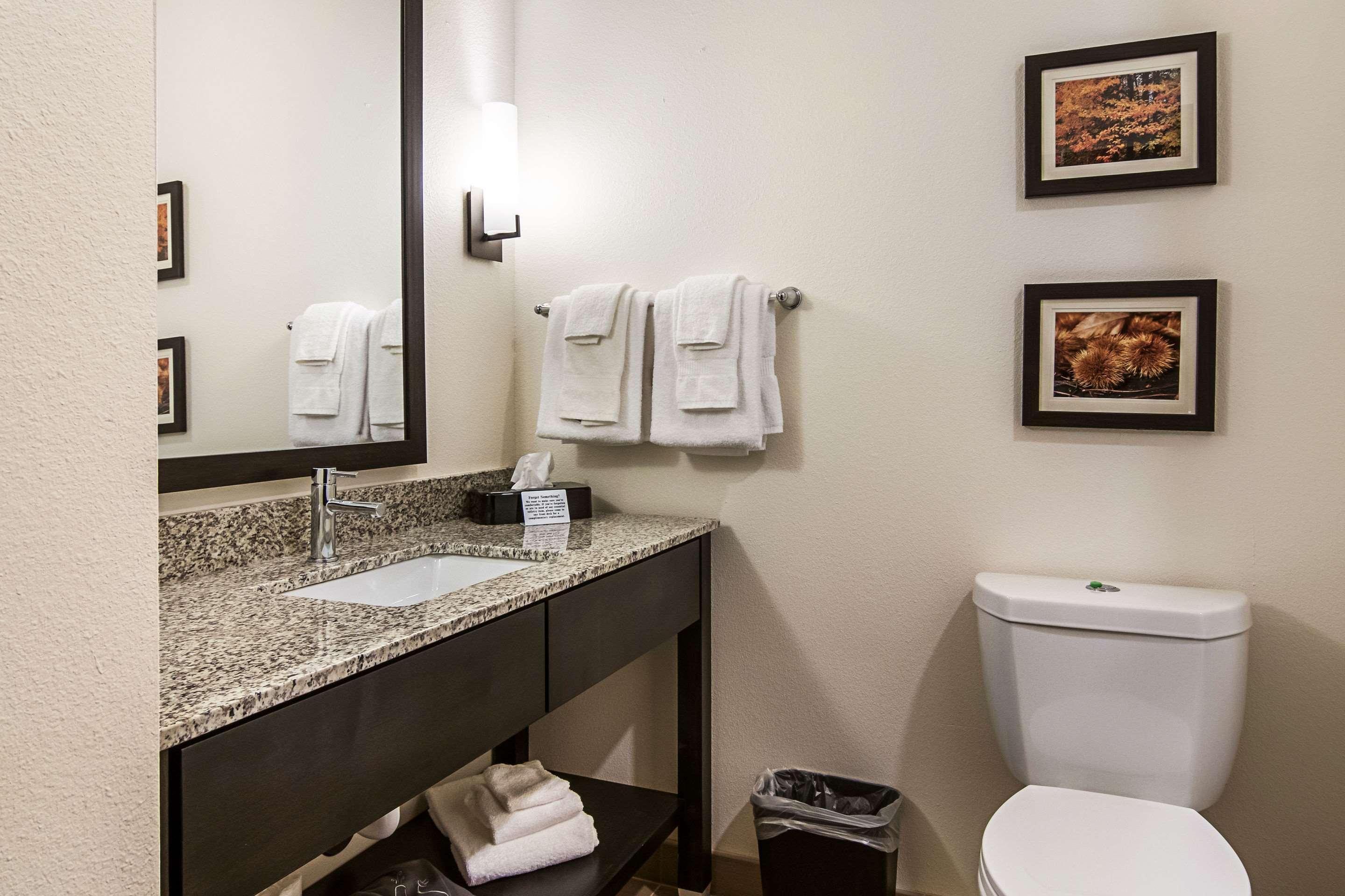 Comfort Suites Wooster Near University Campus Dış mekan fotoğraf